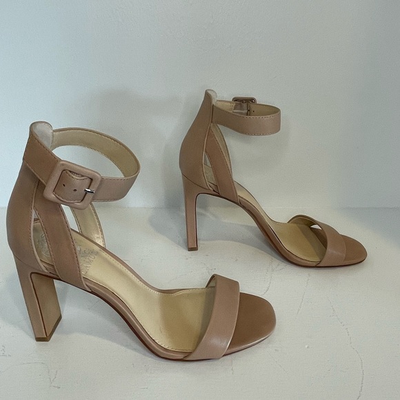 Vince Camuto ankle strap sandals - Picture 2 of 6